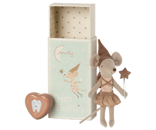 Tooth fairy mouse in matchbox-