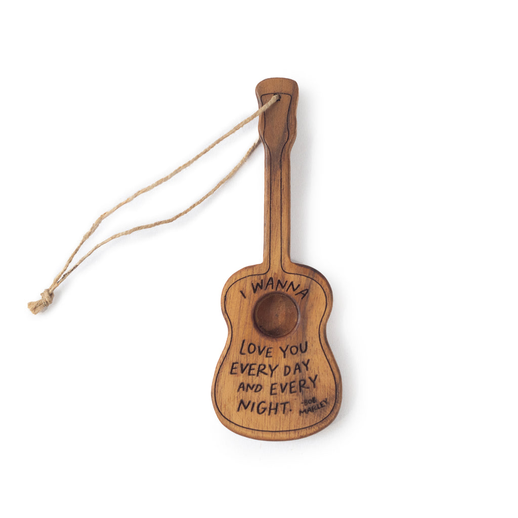 I wanna love you (Bob Marley) Wooden Guitar - 2"x5"