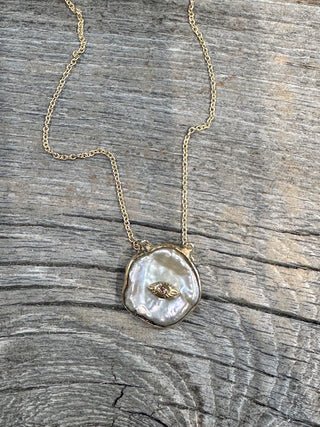Evil Eye Shell Pearl Necklace
