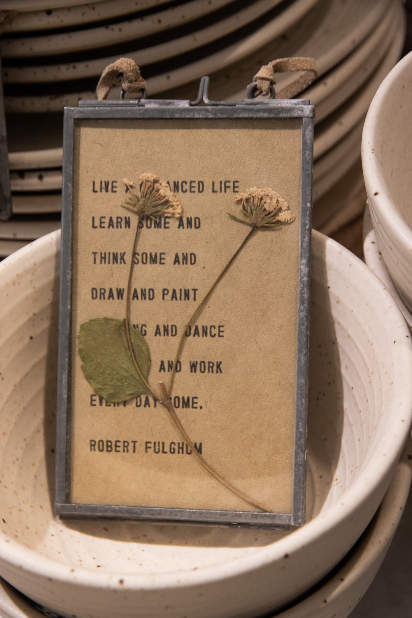 Vertical Zinc Hanging Frame - 3" x 5"
