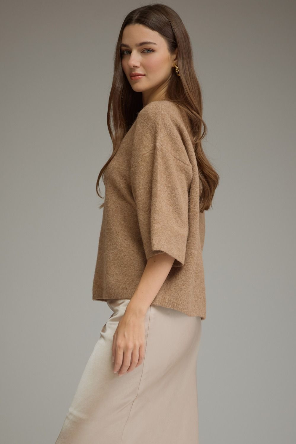 Sweater Top w Three-Quarter Sleeves