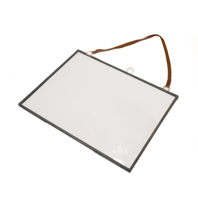 Horizontal & Vertical Hanging Metal Frame 14.25" X 19"