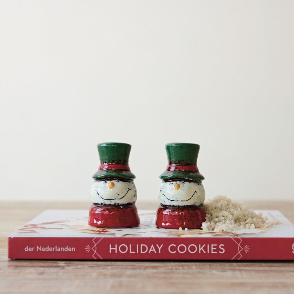 Hand-Painted Ceramic Snowmen Salt & Pepper Shakers